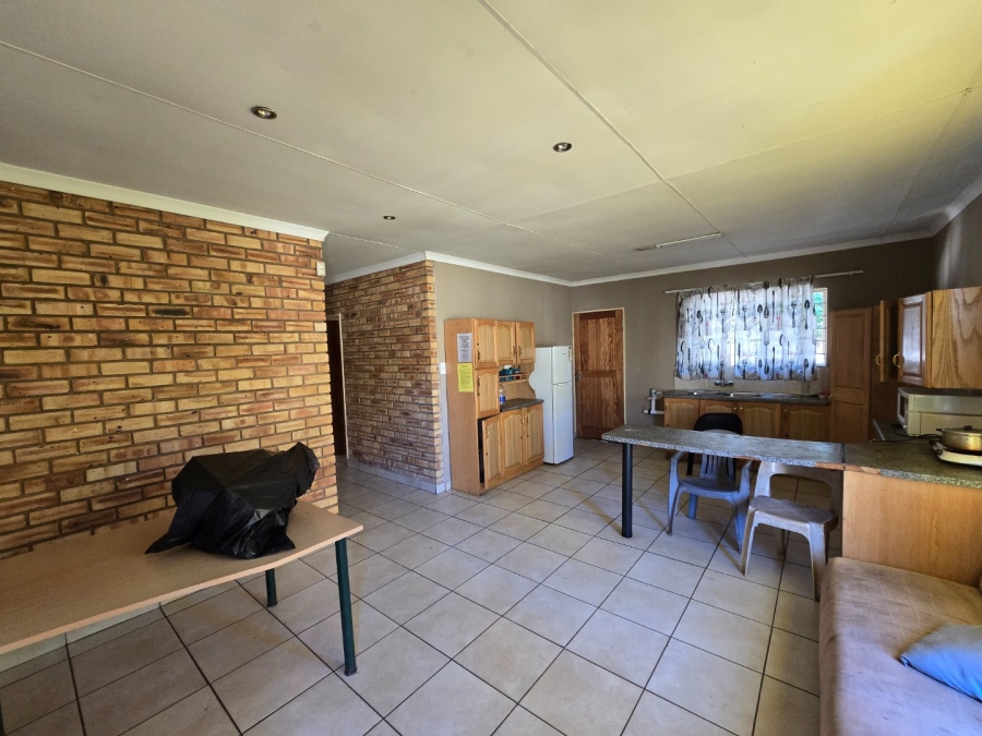 12 Bedroom Property for Sale in Universitas Free State